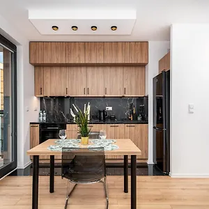https://warsaw-apartments-kasprzaka-ii-street.warsawhotelspoland.com